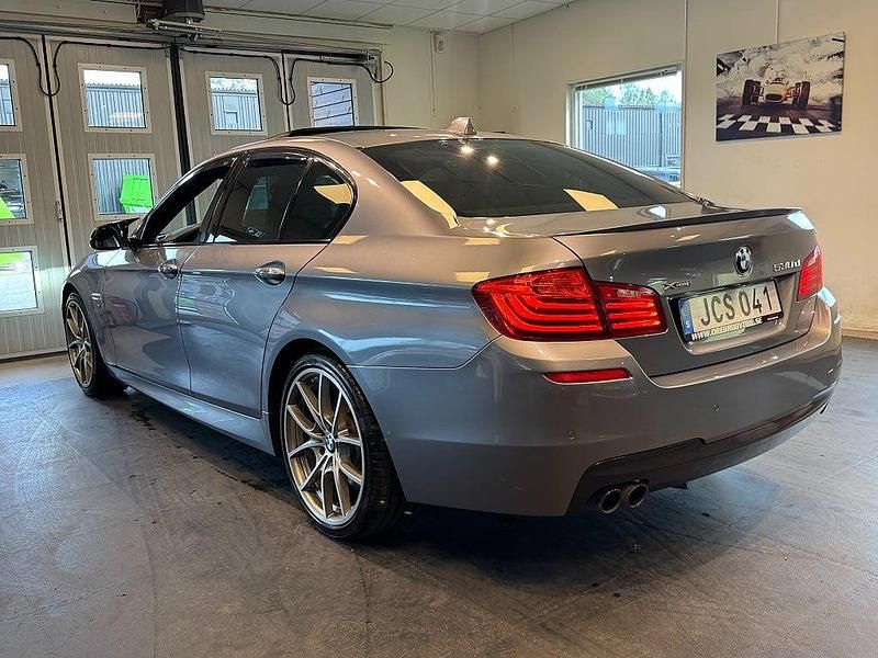 Begagnad BMW 530 M Sport 258 HK (189 kW) 2015 Grå Sedan