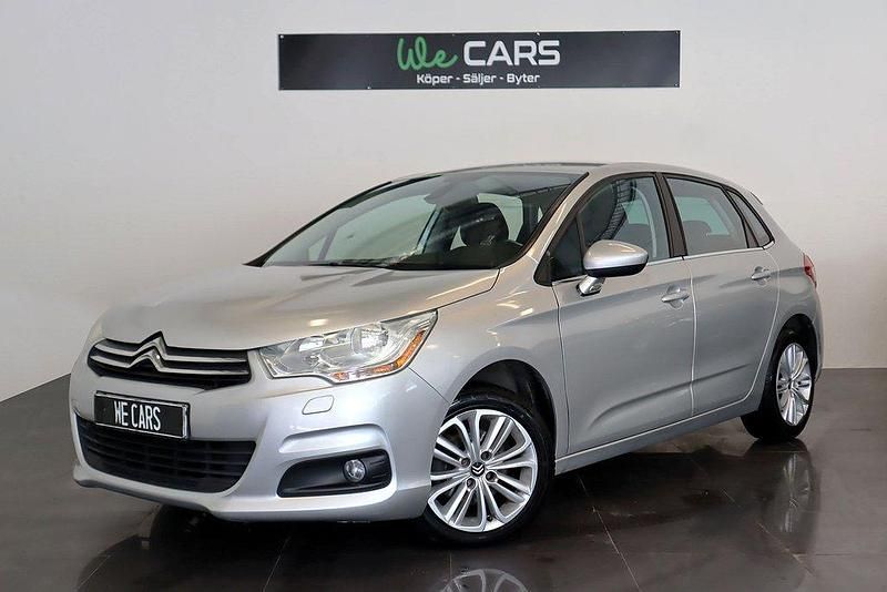 Begagnad 2013 Citroën C4 Halvkombi | 69 900 kr (Marknadspris) - Bild 1/4