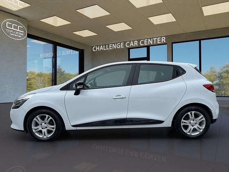 Begagnad Renault Clio IV 90 HK (66 kW) 2014 Vit Halvkombi