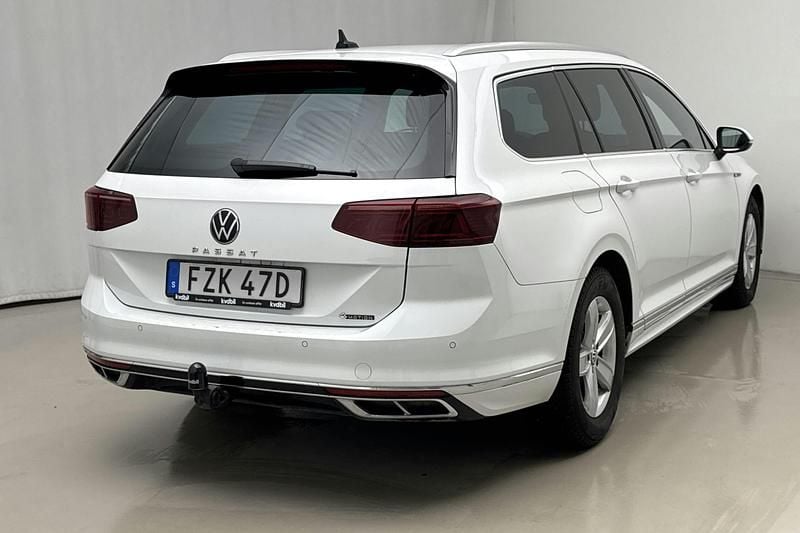 Begagnad VW Passat 200 HK (147 kW) 2022 Vit Kombi