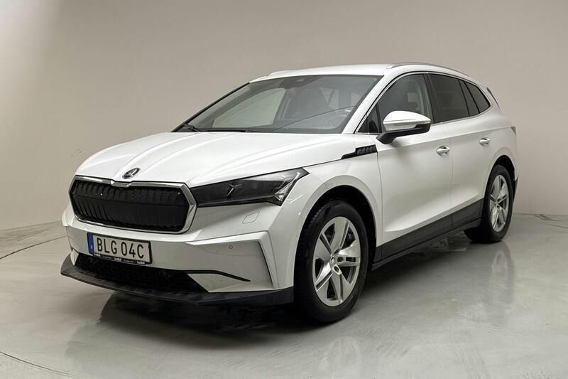 Vit Begagnad 2022 Skoda Enyaq iV SUV | 259 000 kr (Superpris) - Bild 1/4
