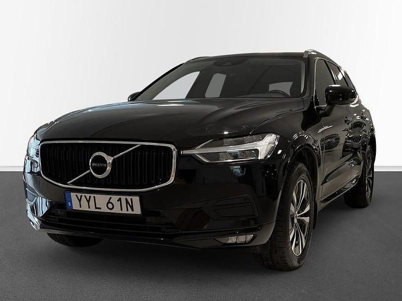 Svart Begagnad 2021 Volvo XC60 Momentum SUV | 339 900 kr (Superpris) - Bild 1/4