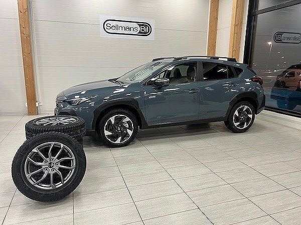 Blå Begagnad 2024 Subaru Crosstrek Halvkombi | 389 000 kr (Marknadspris) - Bild 1/4