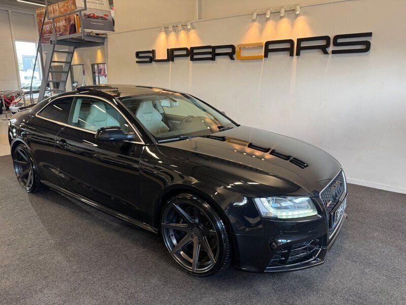 Svart Begagnad 2011 Audi RS5 Sportkupé | 278 000 kr (Marknadspris) - Bild 1/4