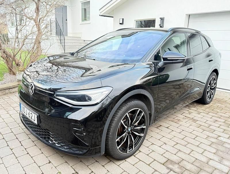 Svart Begagnad 2023 VW ID.4 GTX SUV | 349 000 kr (Bra pris) - Bild 1/4