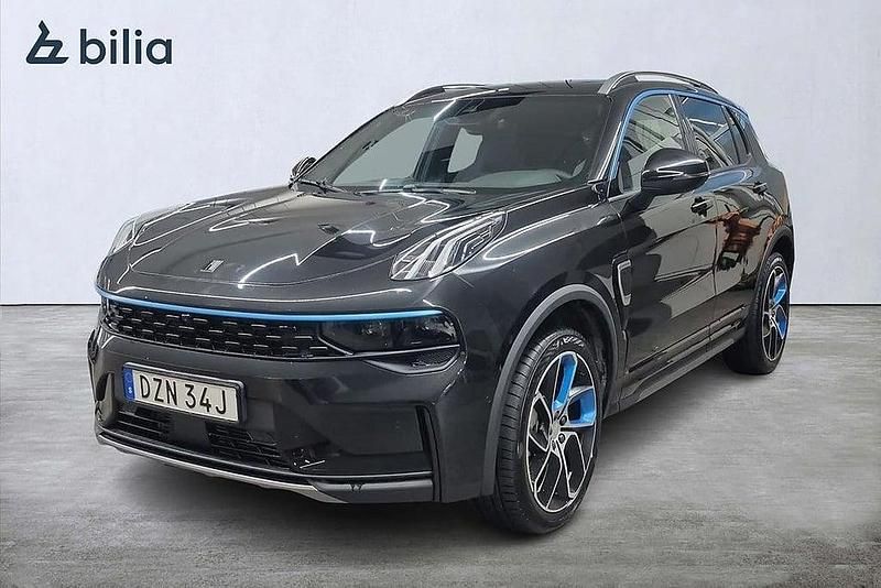 Svart Begagnad 2023 Lynk & Co 01 SUV | 319 000 kr (Marknadspris) - Bild 1/3
