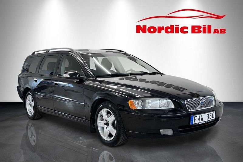 Svart Begagnad 2008 Volvo V70 Kinetic Kombi | 49 900 kr (Marknadspris) - Bild 1/4