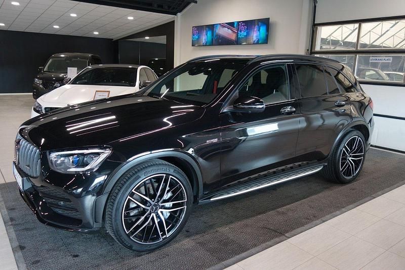 Svart Begagnad 2021 Mercedes GLC43 AMG AMG line SUV | 629 000 kr - Bild 1/4