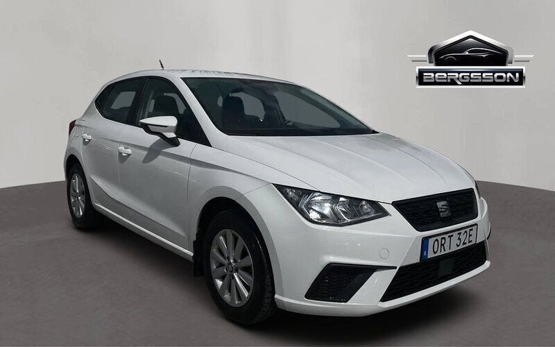 Vit Begagnad 2021 Seat Ibiza Comfort Halvkombi | 159 900 kr (Marknadspris) - Bild 1/4
