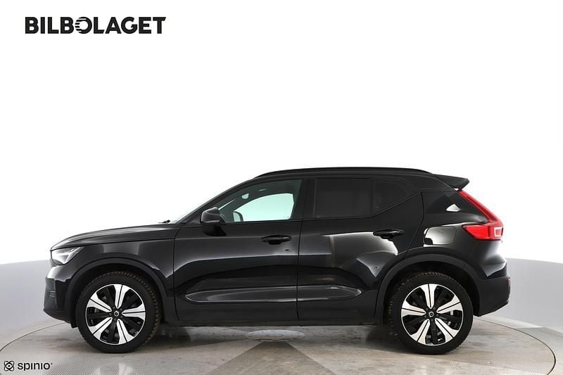 Begagnad Volvo XC40 Single Motor 175 kW (238 HK) 2022 Svart SUV