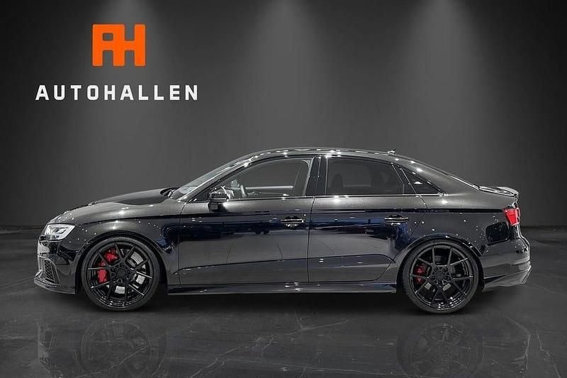 Begagnad Audi RS3 400 HK (294 kW) 2019 Svart Sedan