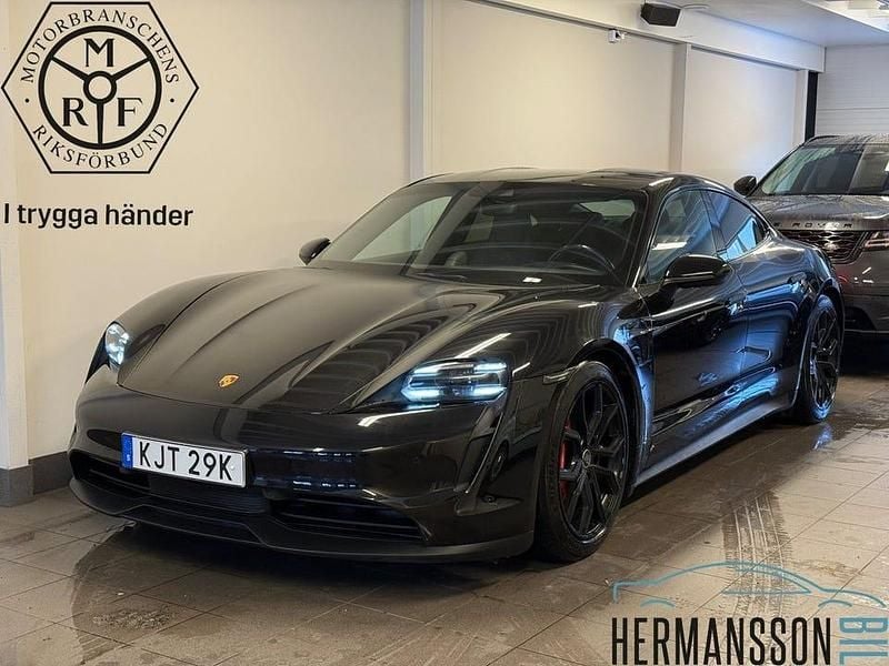 Svart Begagnad 2021 Porsche Taycan 4S Performance Package Sedan | 594 900 kr (Superpris) - Bild 1/4