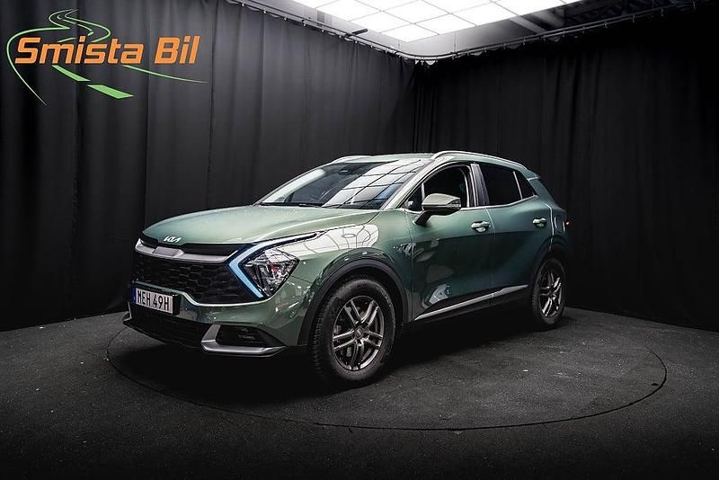 Grön Begagnad 2024 Kia Sportage SUV | 338 900 kr (Marknadspris) - Bild 1/3