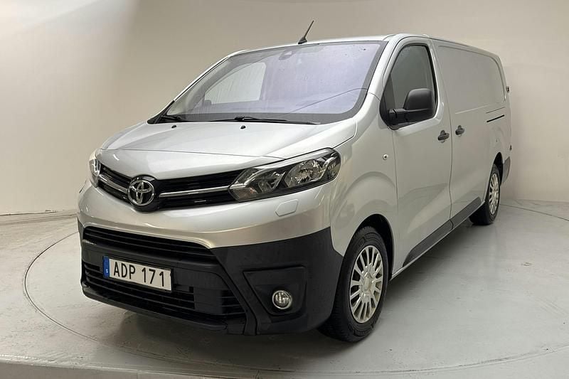 Silver Begagnad 2017 Toyota Proace Van | 179 000 kr - Bild 1/4