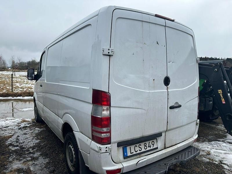 Begagnad Mercedes Sprinter 163 HK (119 kW) 2011 Van