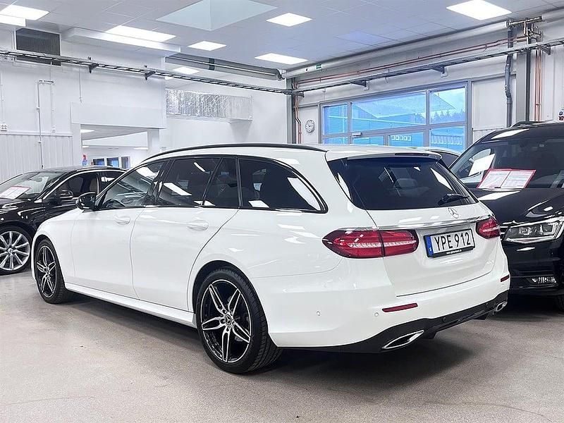 Begagnad Mercedes E220 AMG 194 HK (142 kW) 2018 Vit Kombi