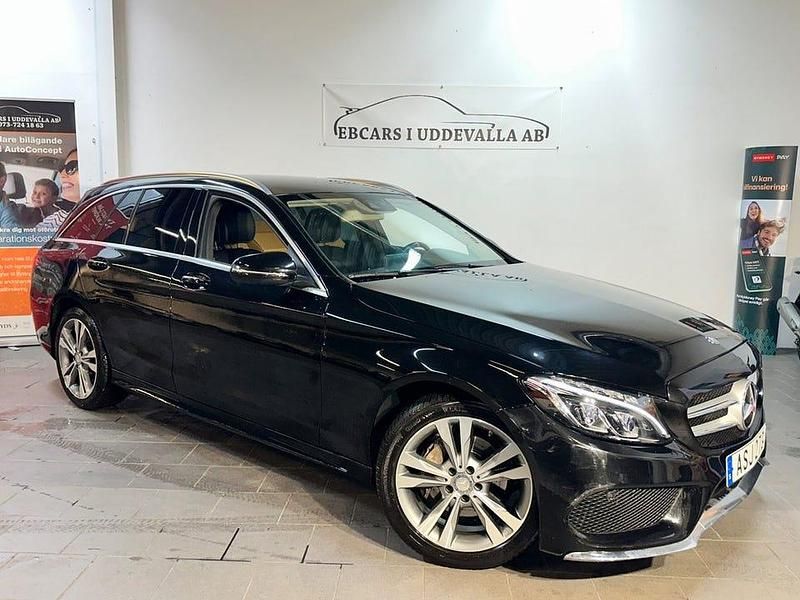 Svart Begagnad 2016 Mercedes C200 AMG Kombi | 179 900 kr (Marknadspris) - Bild 1/4
