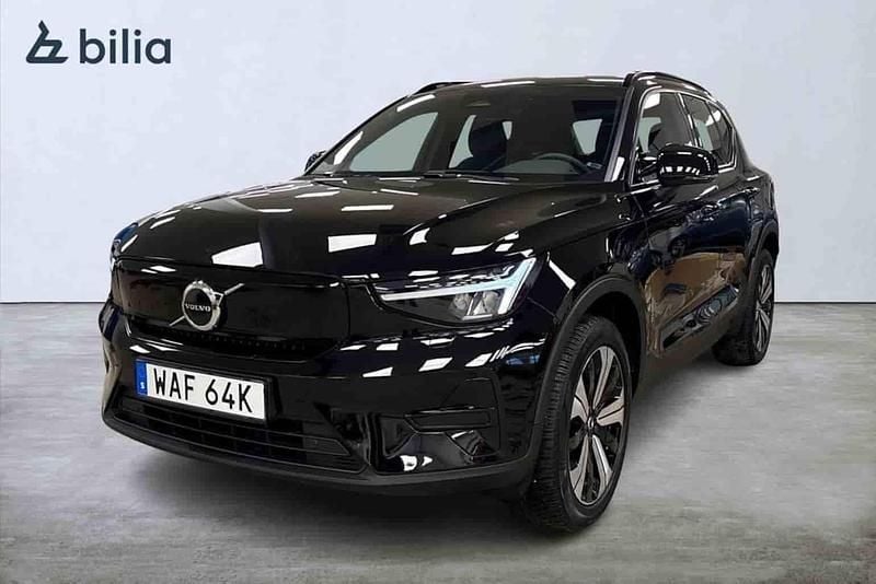 Begagnad Volvo XC40 Single Motor 154 kW (210 HK) 2023 Svart SUV