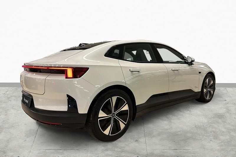Begagnad Polestar 4 Long Range Dual motor 400 kW (544 HK) 2024 Vit SUV