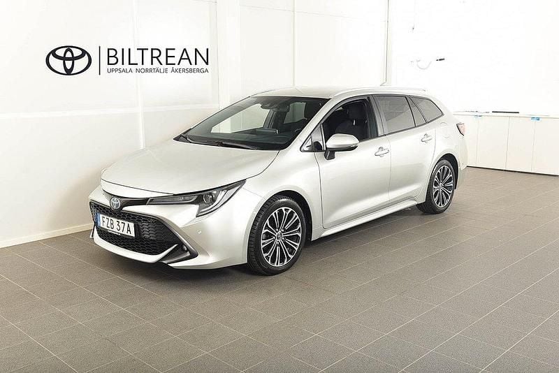 Silver Begagnad 2019 Toyota Corolla Style Kombi | 229 900 kr (Marknadspris) - Bild 1/4