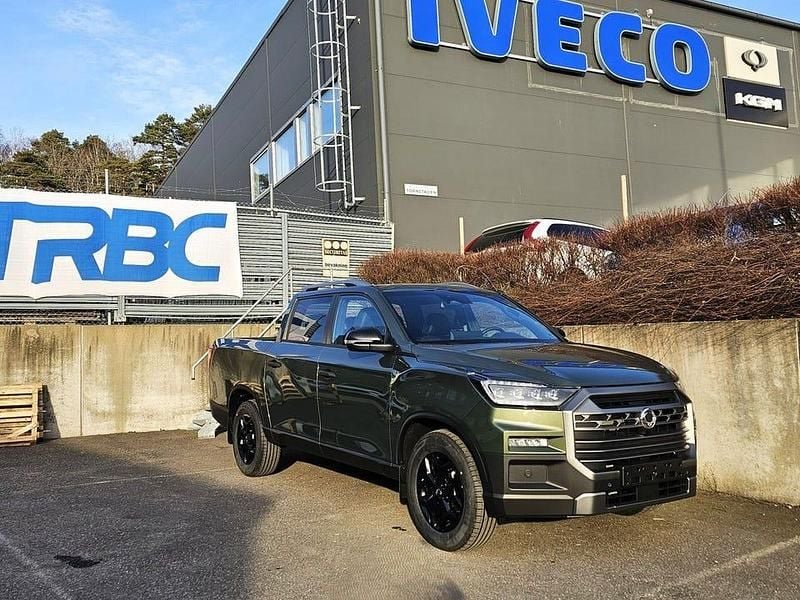 Amazonia green Ny 2025 Ssangyong (KGM) Musso Pickup | 523 625 kr (Lite dyr) - Bild 1/4