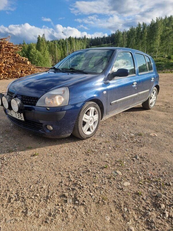 Blå Begagnad 2005 Renault Clio R.S. Halvkombi | 16 500 kr (Bra pris) - Bild 1/4