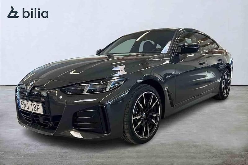Begagnad BMW i4 442 kW (601 HK) 2026 Grå Sedan