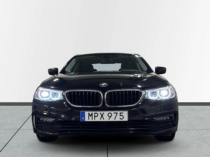 Begagnad BMW 530e iPerformance 252 HK (185 kW) 2018 Svart Sedan
