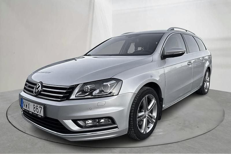 Silver Begagnad 2014 VW Passat Kombi | 85 000 kr (Marknadspris) - Bild 1/4
