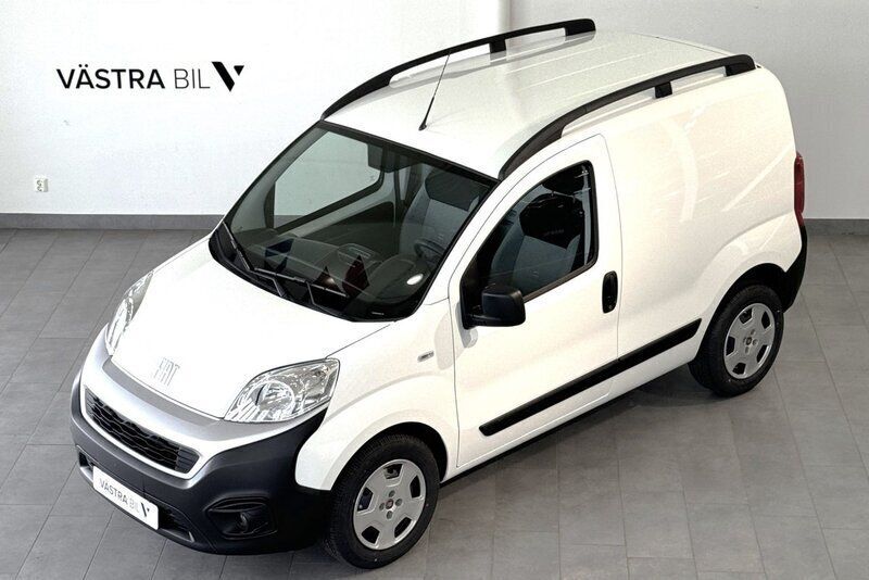 Begagnad Fiat Fiorino 81 HK (59 kW) 2024 Vit Minibuss