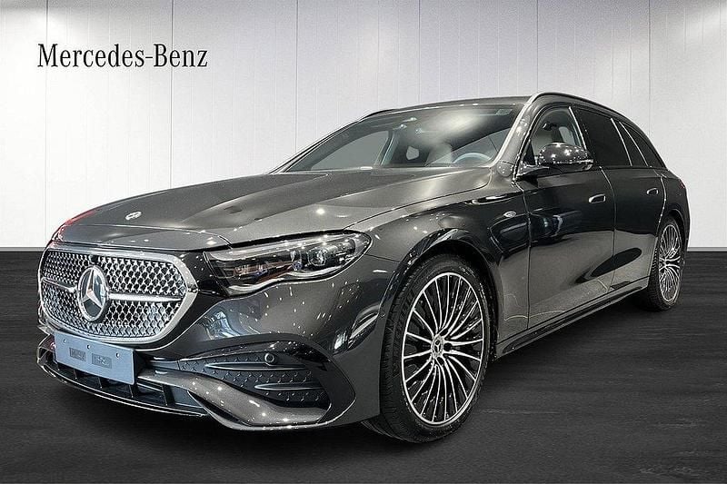 Grafitgrå metallic Ny 2025 Mercedes E300 Kombi | 772 750 kr (Dyr) - Bild 1/4