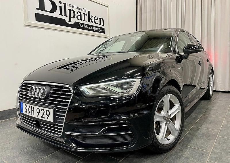 Svart Begagnad 2016 Audi A3 Sportback e-tron Ambition Halvkombi | 129 900 kr (Lite dyr) - Bild 1/4