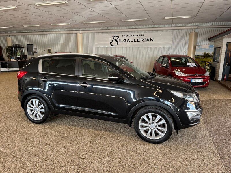Svart Begagnad 2011 Kia Sportage EX SUV | 70 000 kr (Marknadspris) - Bild 1/4