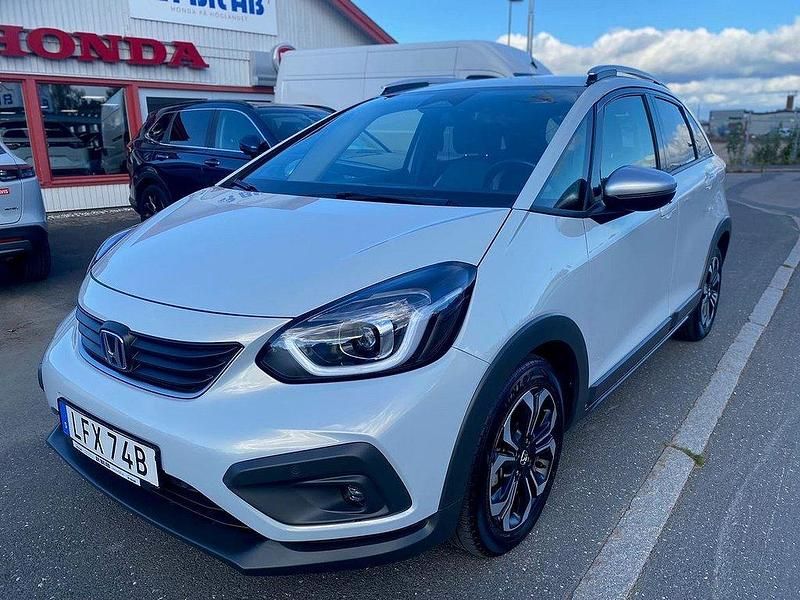 Vit Begagnad 2022 Honda Jazz Halvkombi | 244 900 kr (Dyr) - Bild 1/4