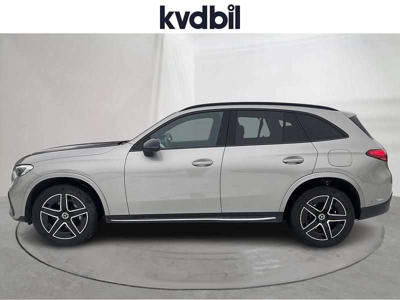 Begagnad Mercedes GLC300 2024 Silver