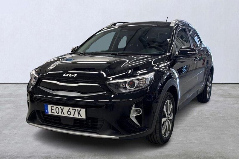 Svart Begagnad 2022 Kia Stonic 4 SUV | 195 000 kr (Bra pris) - Bild 1/4