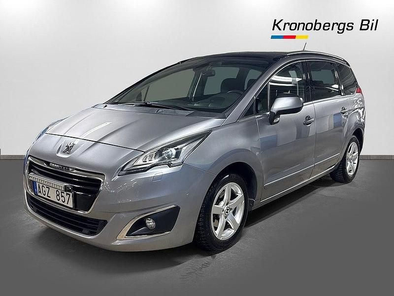 Grå Begagnad 2013 Peugeot 5008 Allure Minibuss | 89 900 kr (Dyr) - Bild 1/4