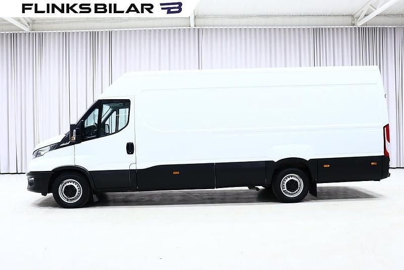 Begagnad Iveco Daily 136 HK (100 kW) 2023 Vit Van