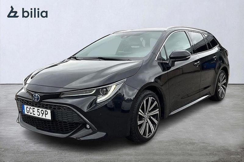 Svart Begagnad 2022 Toyota Corolla Sport Kombi | 279 900 kr (Marknadspris) - Bild 1/3
