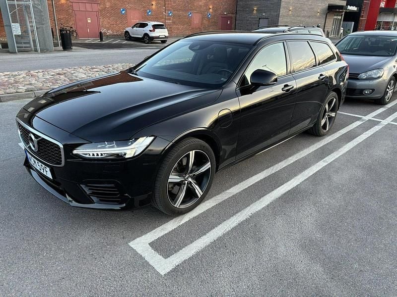 Svart Begagnad 2020 Volvo V90 R-Design Kombi | 315 000 kr (Superpris) - Bild 1/4