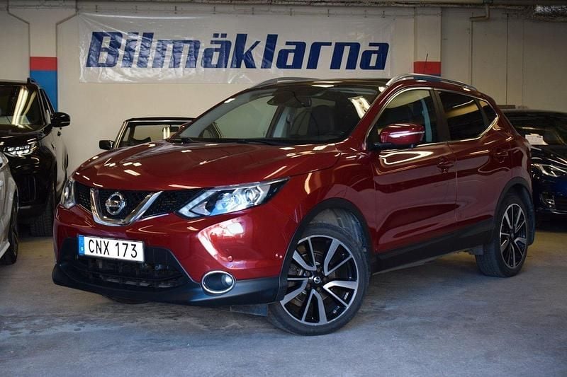 Röd Begagnad 2014 Nissan Qashqai 360º SUV | 114 000 kr (Marknadspris) - Bild 1/4