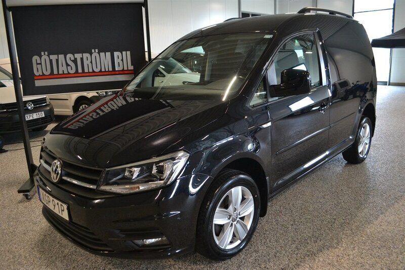 Svart (svart metallic) Begagnad 2020 VW Caddy Minibuss | 295 000 kr (Dyr) - Bild 1/4
