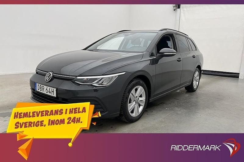 Grå Begagnad 2021 VW Golf VII | 248 900 kr (Marknadspris) - Bild 1/3