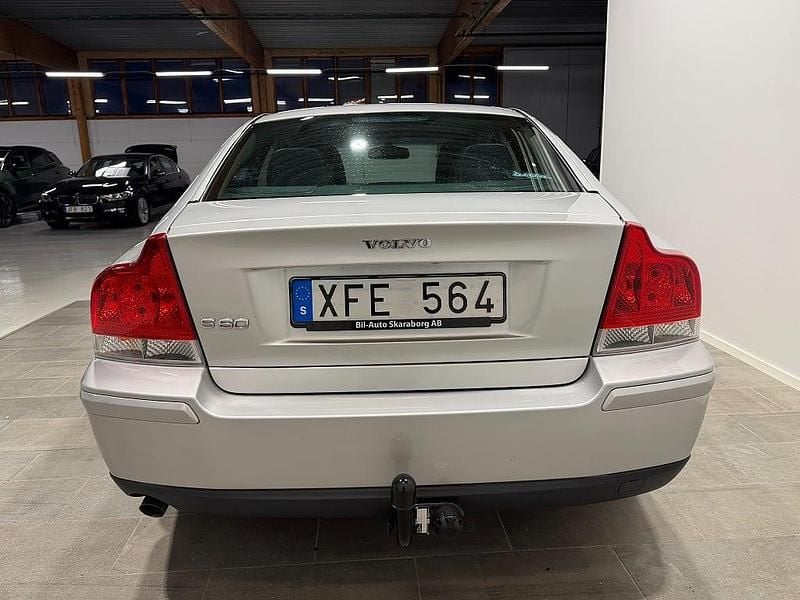 Begagnad Volvo S60 Business Edition 140 HK (102 kW) 2005 Grå Sedan