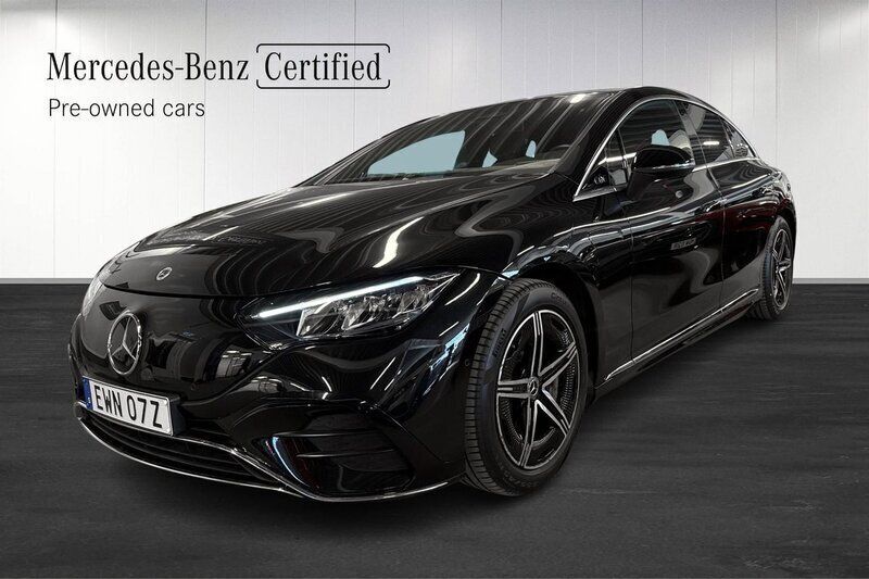 Svart Begagnad 2023 Mercedes EQE300 AMG Sedan | 599 000 kr (Dyr) - Bild 1/4