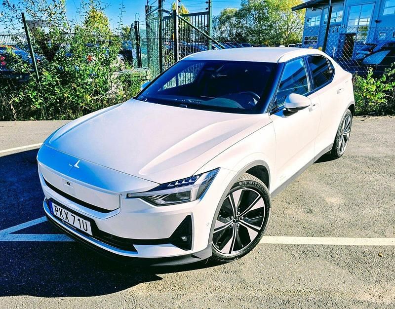 Begagnad Polestar 2 Pilot 310 kW (422 HK) 2023 Vit Halvkombi