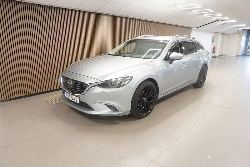 Grå Begagnad 2014 Mazda 6 Kombi | 134 700 kr (Marknadspris) - Bild 1/4