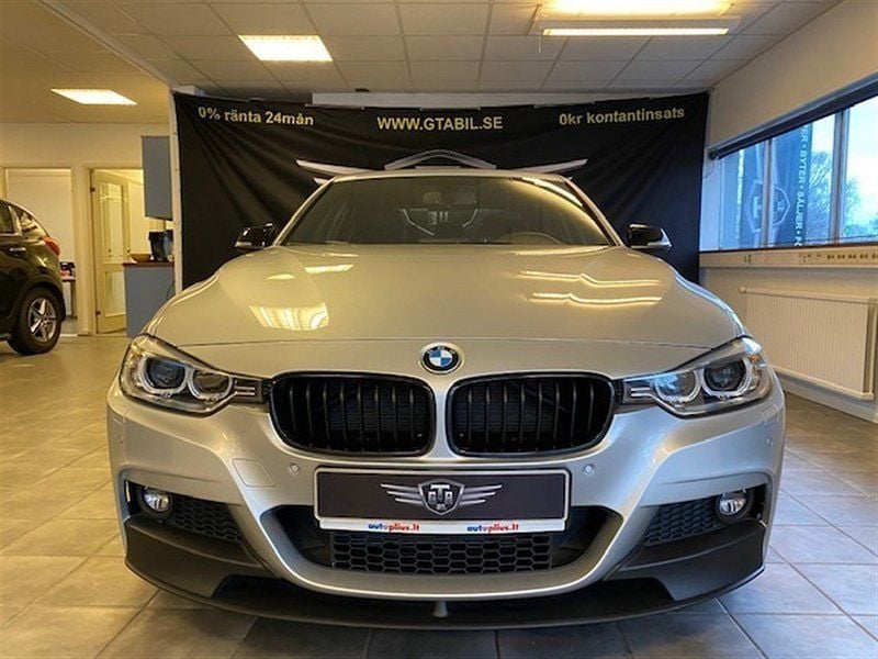 Begagnad BMW 330 M Sport 252 HK (185 kW) 2017 Silver Sedan