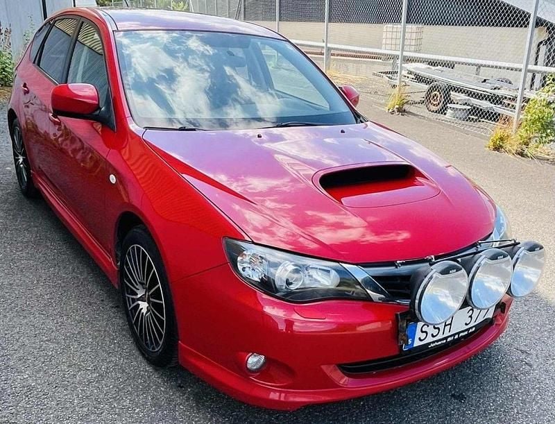 Röd Begagnad 2009 Subaru Impreza Active Halvkombi | 40 000 kr (Superpris) - Bild 1/4