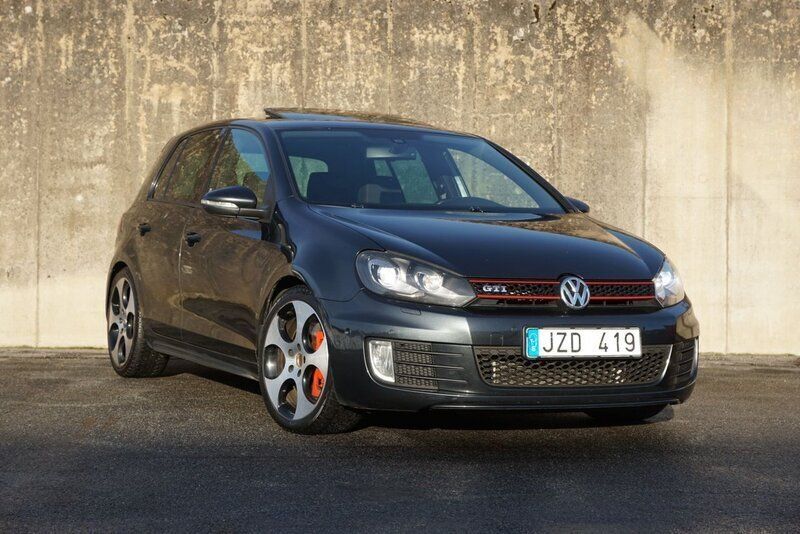 Mörkgrå Begagnad 2009 VW Golf VI GTI Halvkombi | 99 900 kr (Lite dyr) - Bild 1/4